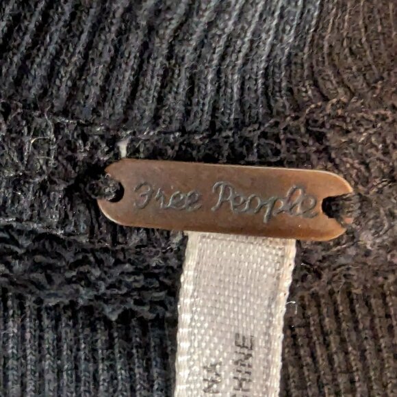 Free People Grey mock neck Sweatshirt - Size S - Picture 4 of 10